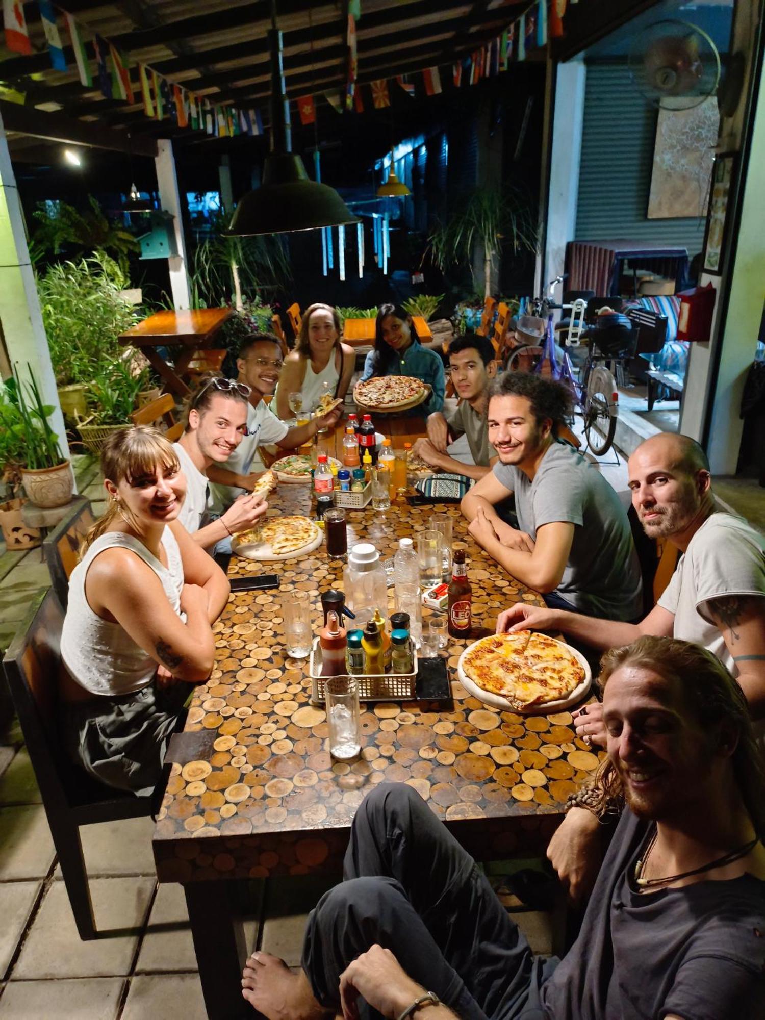 Sunny Tayai Hostel Пай Екстериор снимка